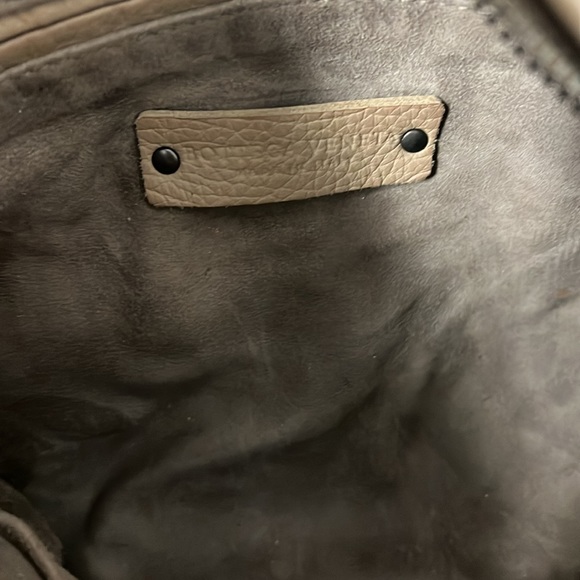 Authentic Rare.  Large Botega Veneta Embroidered Intrecciato shoulder Bag,… - Picture 6 of 12